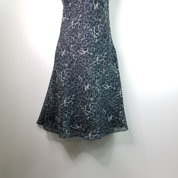 Banana Republic animal print dress - Picture 9 of 17